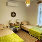 Hébergement de vacances куклите