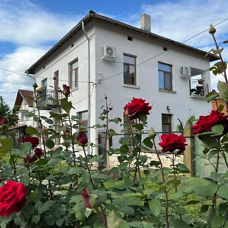 куклите Petrevene