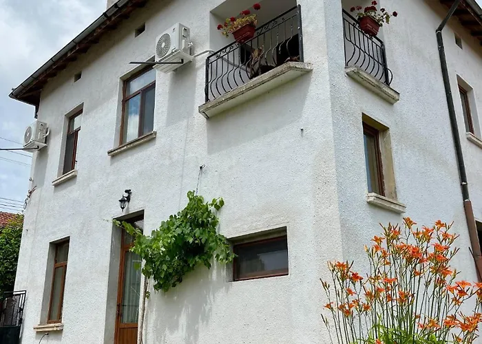 Hébergement de vacances куклите