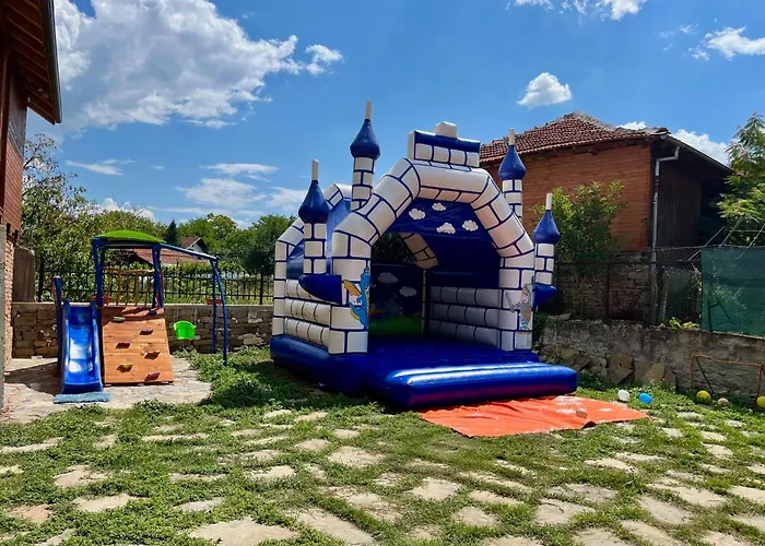 куклите * Петревене