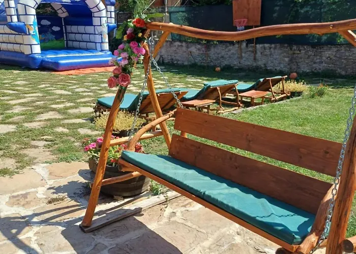 куклите * Петревене